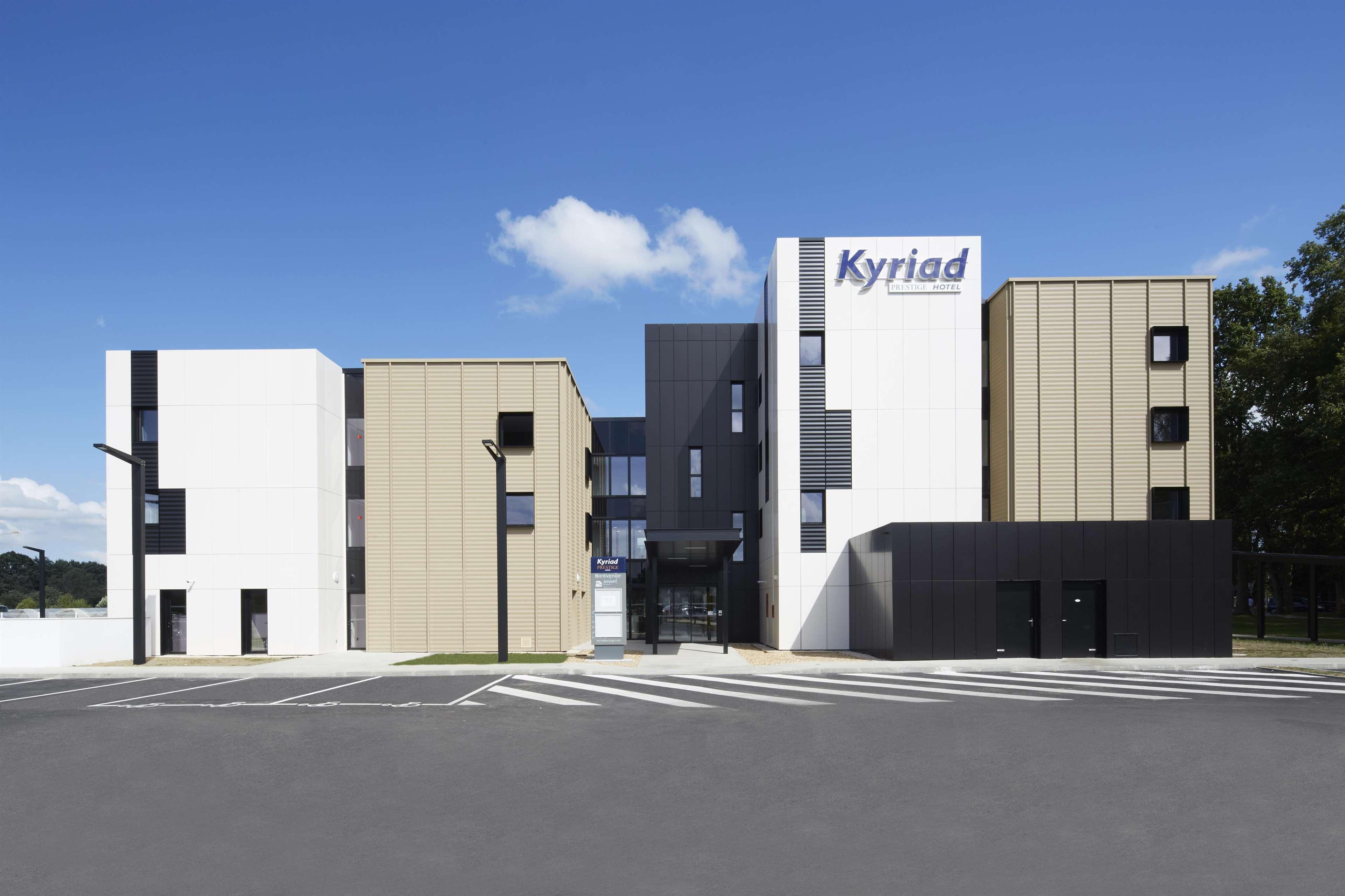 Kyriad Prestige Pau - Palais Des Sports Εξωτερικό φωτογραφία