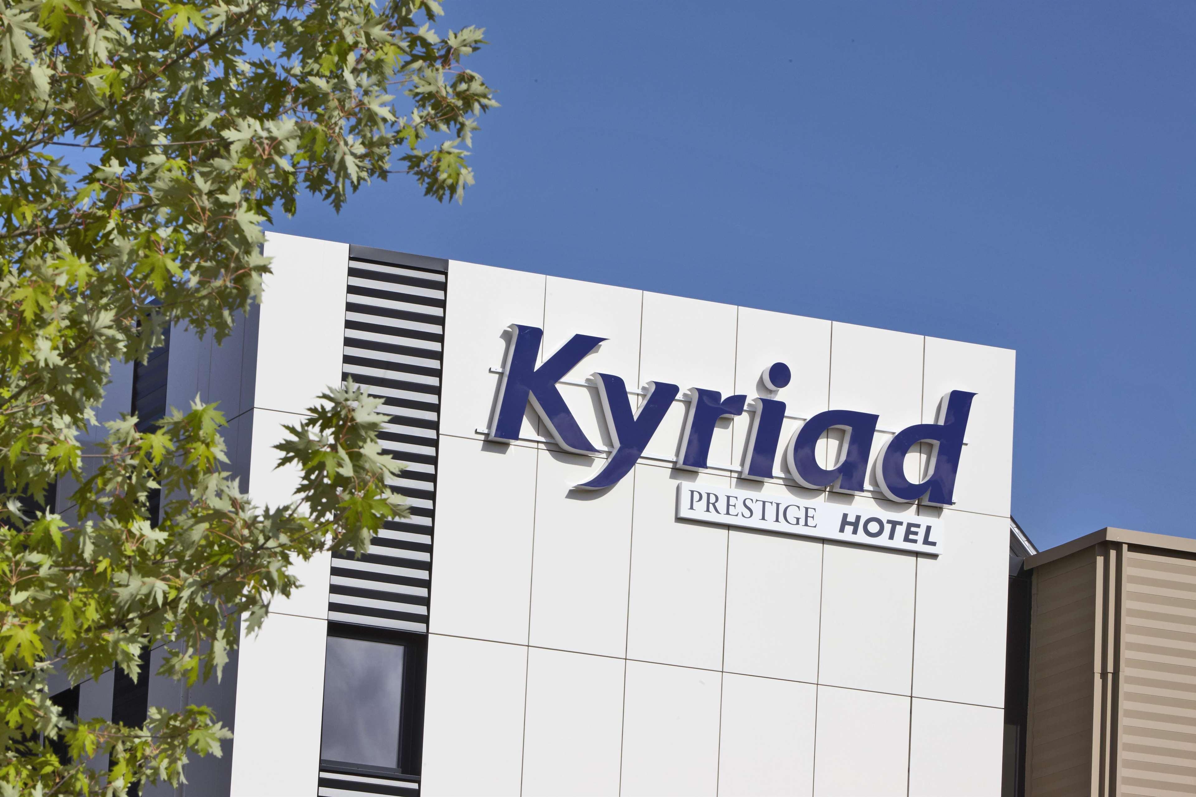 Kyriad Prestige Pau - Palais Des Sports Εξωτερικό φωτογραφία